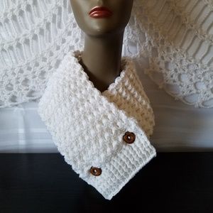 Scarf, Cowl